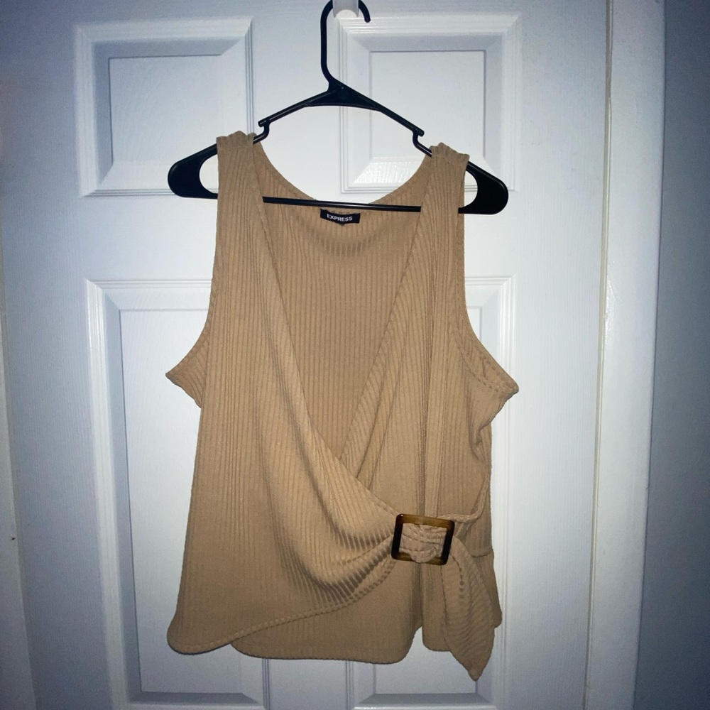 Express Top - Picture 5 of 5